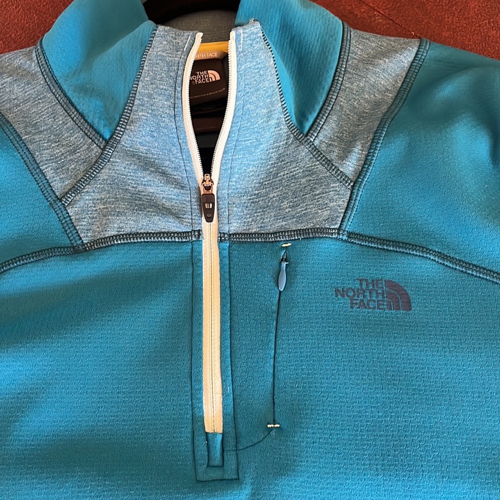 North Face jacket - Picture 2 of 8